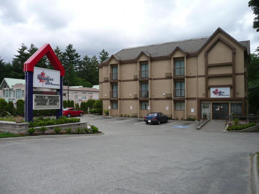 Canadian Inn Surrey Exterior foto